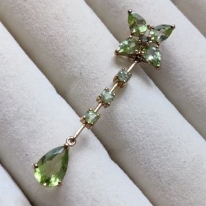 Vintage 10K Yellow Gold Peridot Drop Pendant